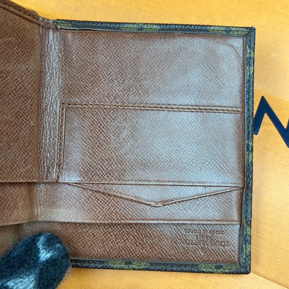 LOUIS VUITTON Porte Monnaie Viekart Credit Monogram Double-hook Wallet Auth. LV - Picture 15 of 17